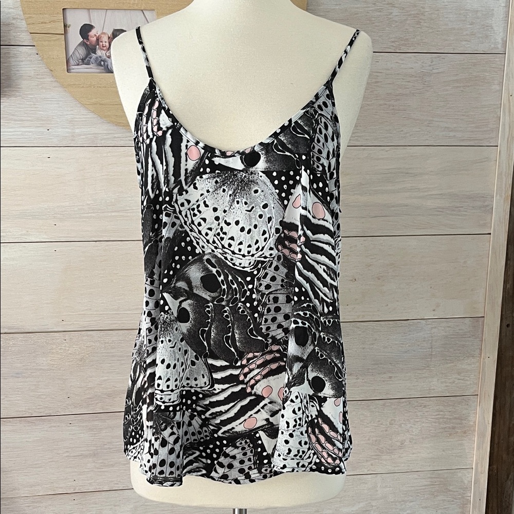 Apt. 9 Black and White Abstract Camisole M